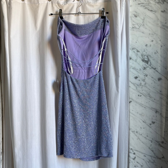 Dress - Picture 2 of 3